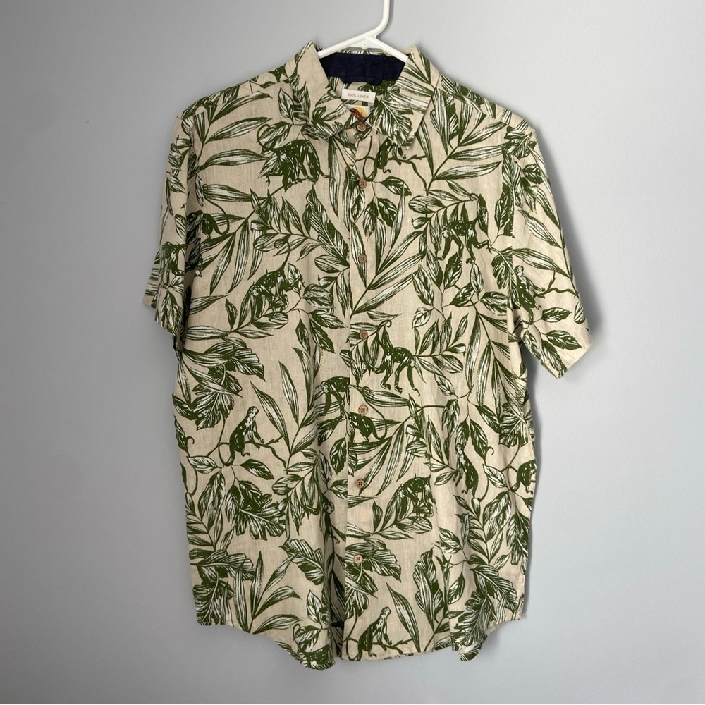 100% Linen Men’s Shirt Short Sleeve Button Down Sz medium C&C California NWT